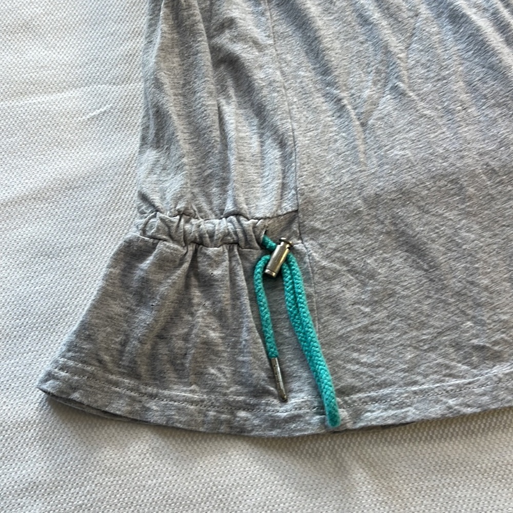 🦋3/40 BENCH Racerback Top (S) - Picture 7 of 15